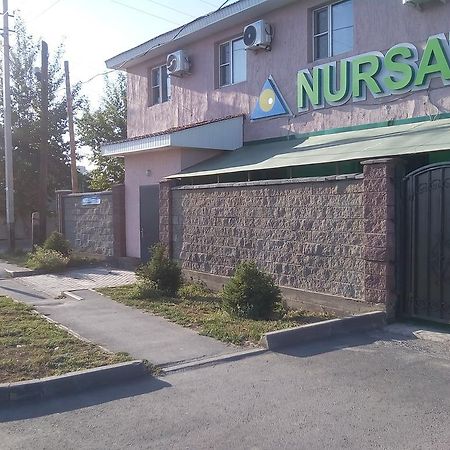 Nursat Guest House Astana Luaran gambar