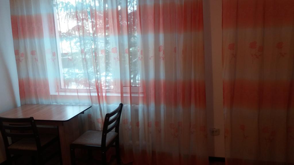 Nursat Guest House Astana Luaran gambar